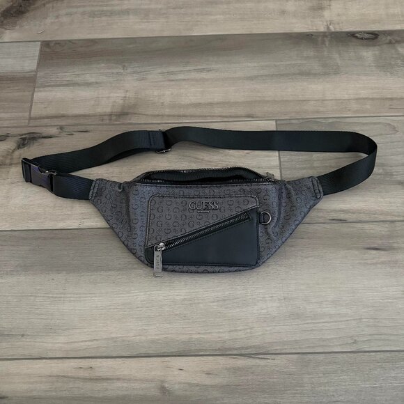 Guess Fanny Pack - Picture 1 of 3